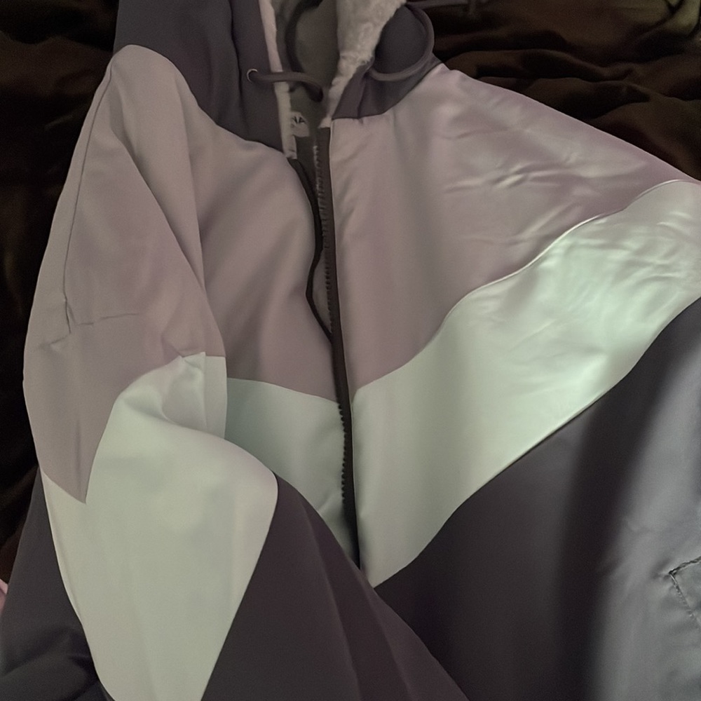 Jacket - Picture 2 of 3